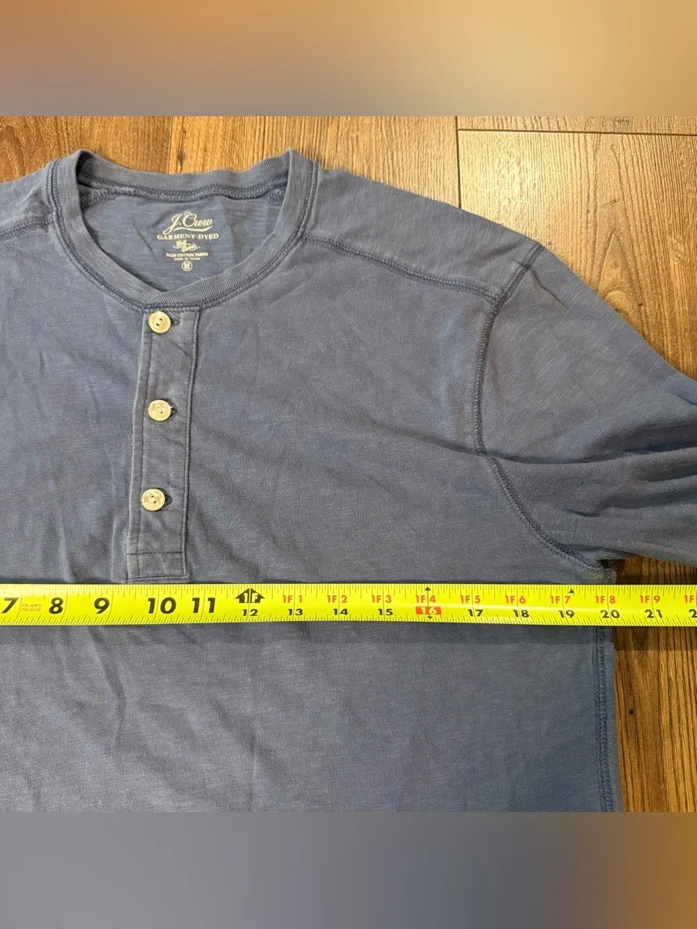 J.Crew Garment Dyed Long Sleeve Henley Shirt Men’s Medium Blue Cotton